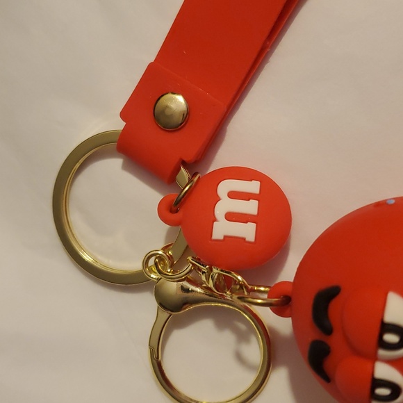 M&M's Red Keychain - Picture 3 of 5